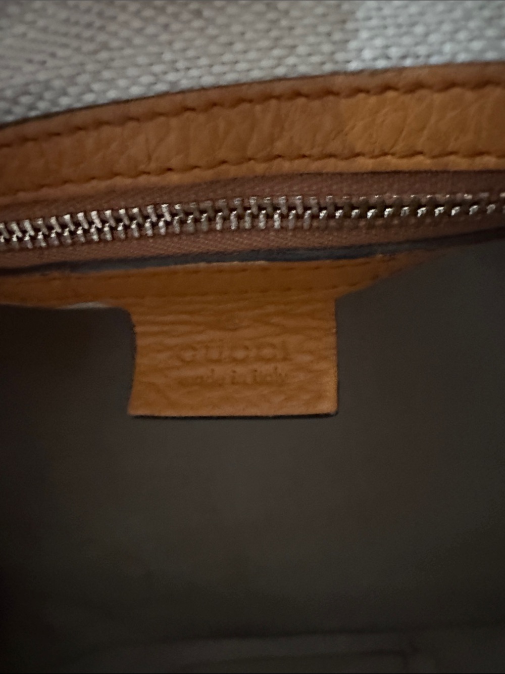 ✨💎EUC💎Gucci Burnt Orange Leather Top-Handle Boston Bag w/Tassel & COA - Picture 8 of 11
